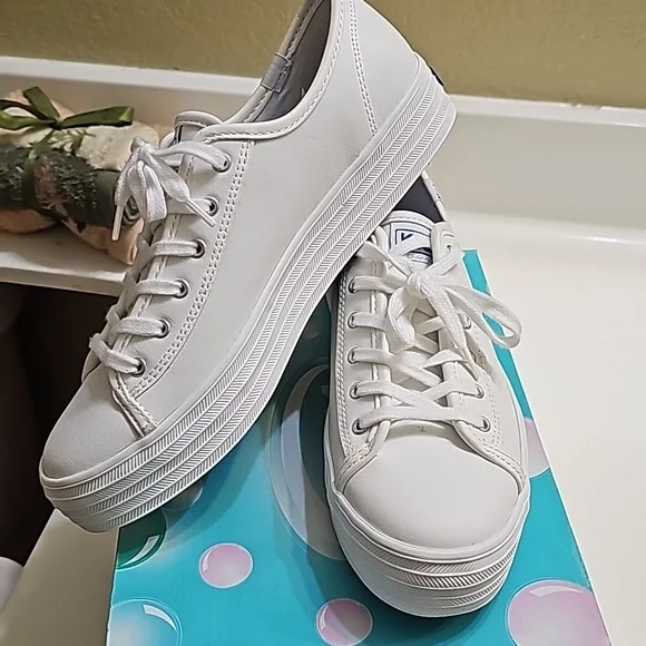 White keds - Picture 4 of 4